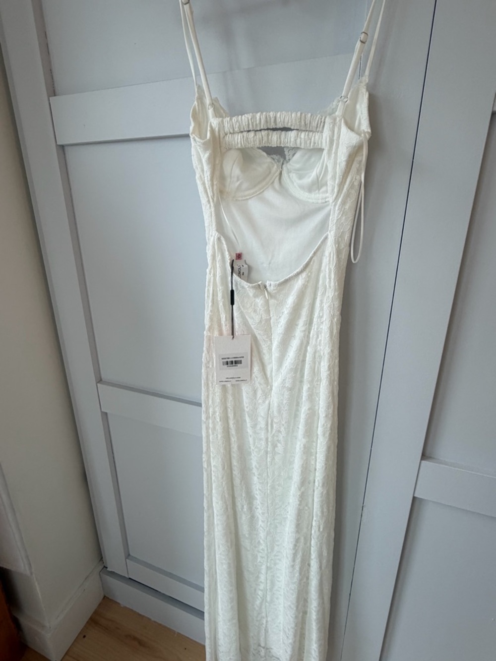 Hello Molly White Lace Maxi Dress (NWT) - Picture 6 of 9